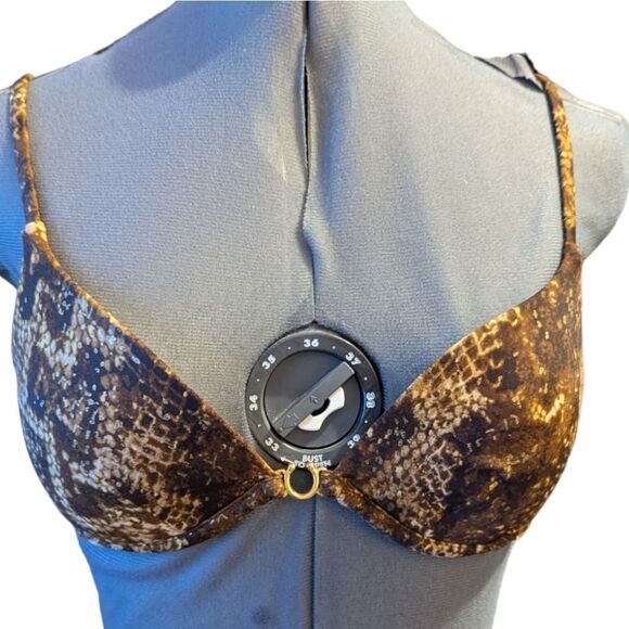 Vintage Other - Women's vintage‎ Venus swimwear Boho bikini top